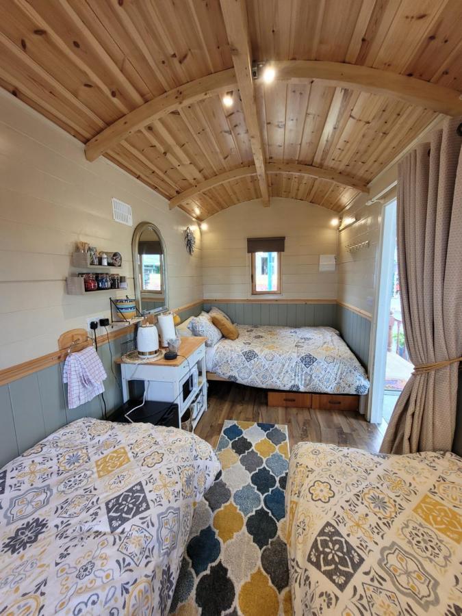 Wedger'S Hut Hotel Нина Екстериор снимка